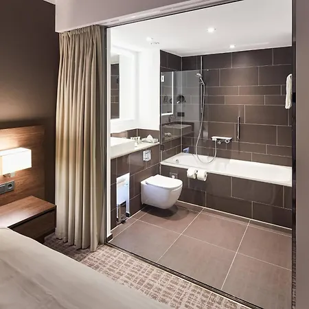 Courtyard By Marriott Hotel