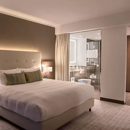 Courtyard By Marriott וולפסבורג
