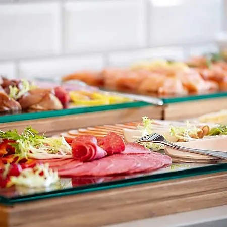 Hotel Courtyard By Marriott 4*