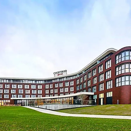 Courtyard By Marriott