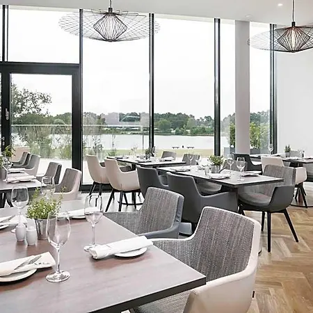 Courtyard By Marriott Hotel 4*
