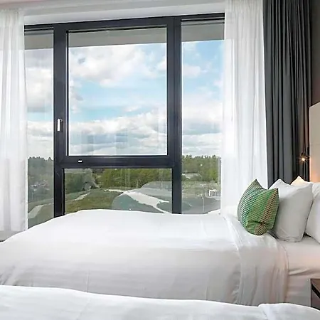 Courtyard By Marriott Hotel 4*