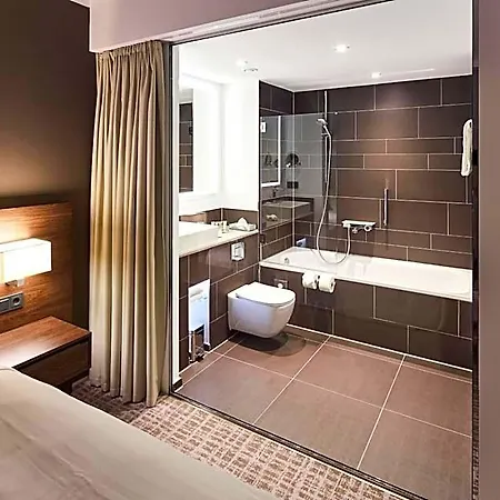 Courtyard By Marriott