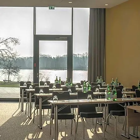 Courtyard By Marriott 4* Wolfsburgo