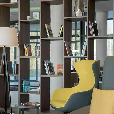 Courtyard By Marriott מלון וולפסבורג
