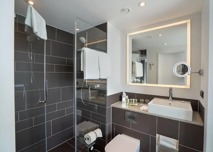 Courtyard By Marriott 4*