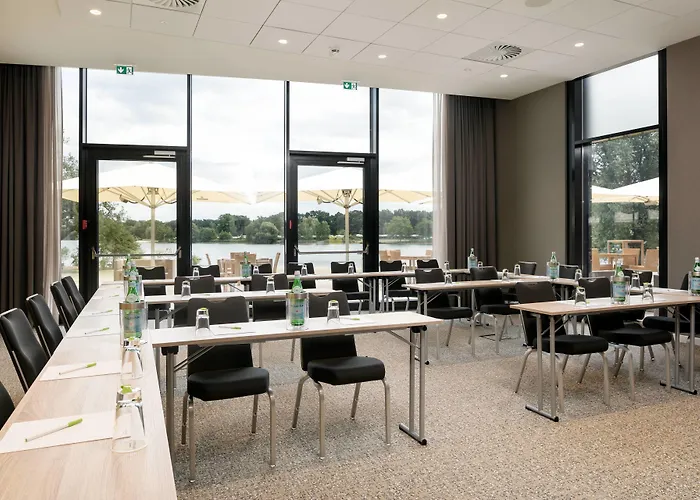 Courtyard By Marriott 4*