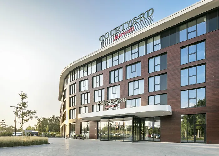 沃尔夫斯堡万怡酒店 4* 沃尔夫